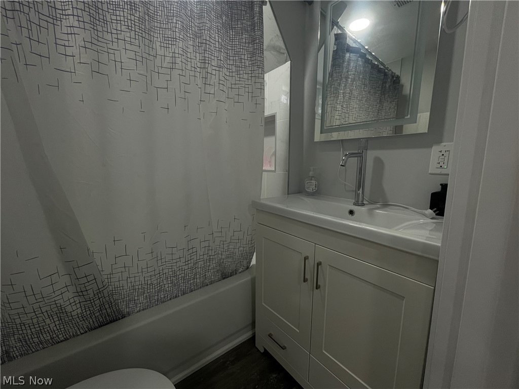 7915 Snow Road Parma, OH 44129 - Photo 34 of 44 Basement Bathroom