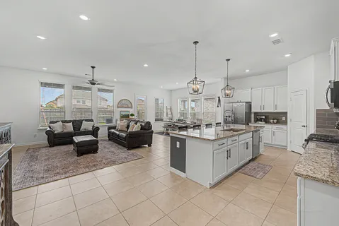 $375,000 | 3015 Velda May Drive, Richmond, TX 77406