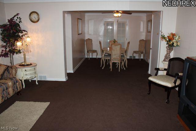 1578 Som Center Road Cleveland, OH 44124 - Photo 4 of 12 Gallery Image 4