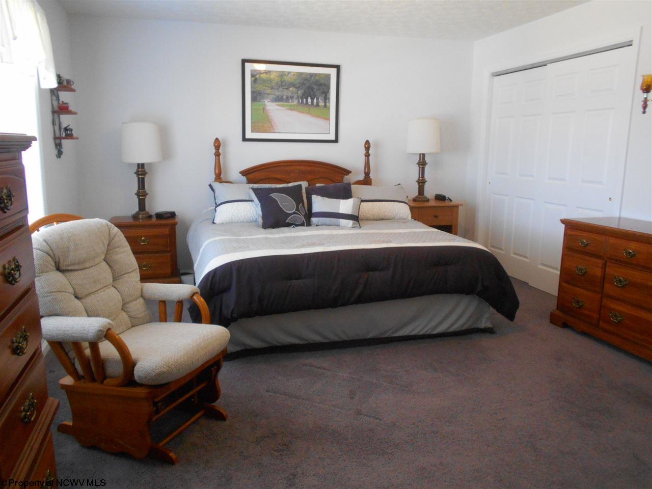 1221 Summers School Road Morgantown, WV 26508 - Photo 4 of 20 Gallery Image 4