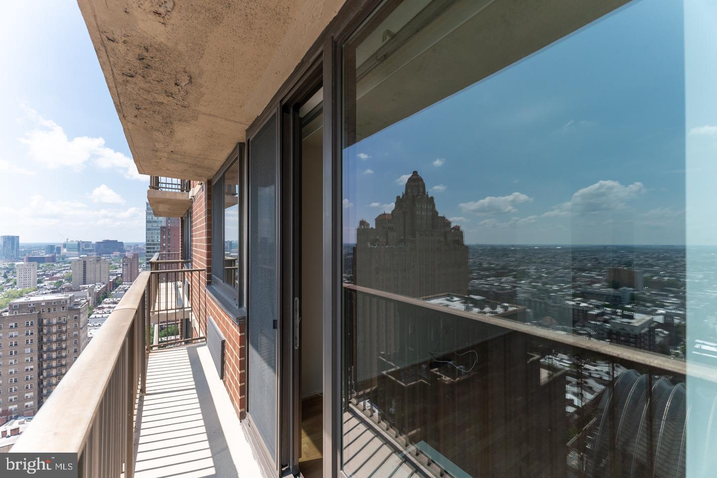 1420 Locust Street, Unit 24M Philadelphia, PA 19102 - Photo 4 of 11