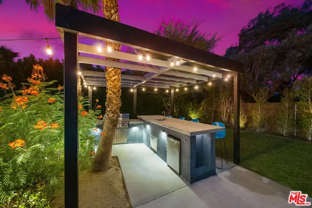 $4,900 | 2660 North Farrell Drive, Palm Springs, CA 92262