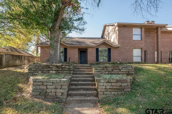 $1,700 | 5919 Hollytree Drive, Tyler, TX 75703