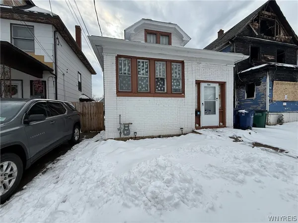$179,900 | 124 Newfield Street, Buffalo, NY 14207