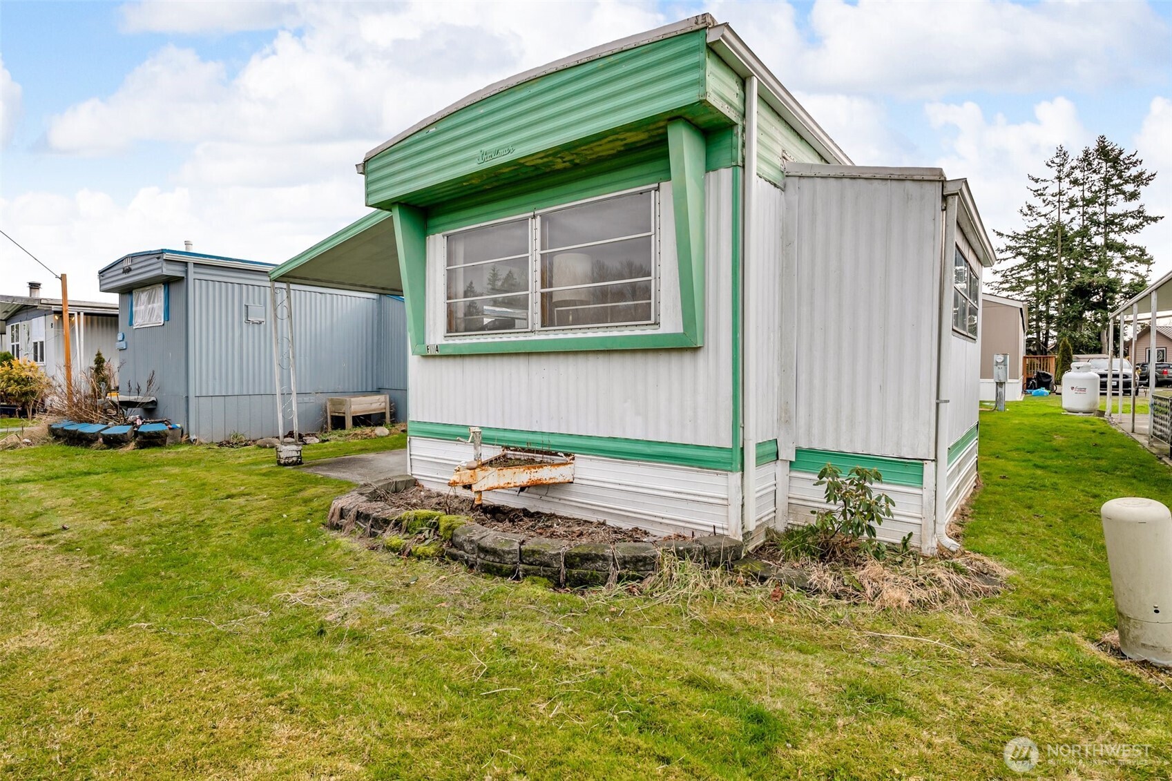 8080 Harborview Road, Unit F54 Blaine, WA 98230 - Photo 5 of 19 Gallery Image 5