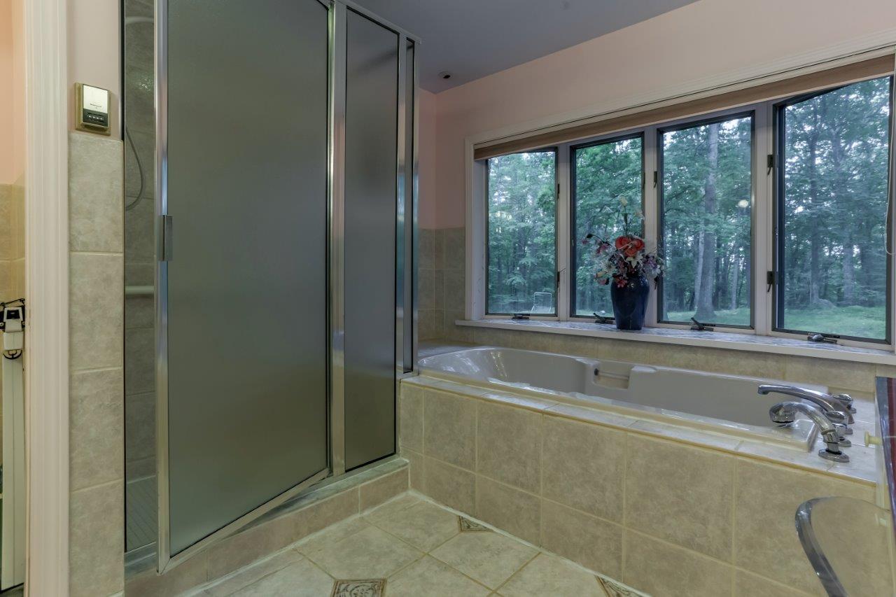 31 Laurel Lane Durham, NH 03824 - Photo 26 of 40
