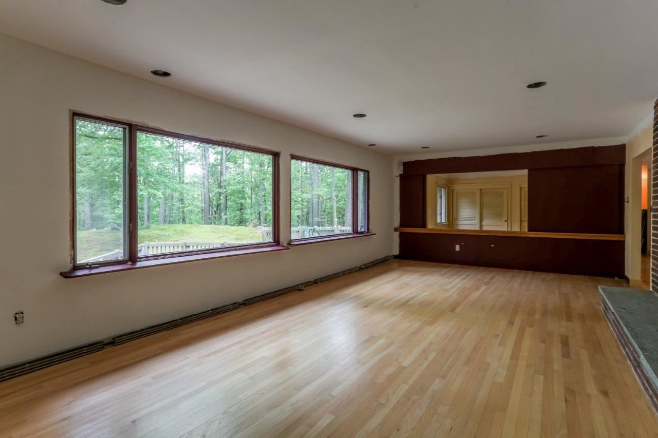 31 Laurel Lane Durham, NH 03824 - Photo 7 of 40