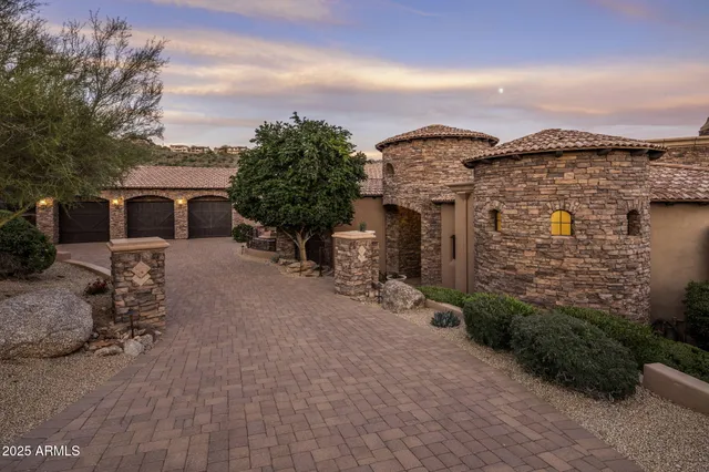 $2,495,000 | 10537 Crestview Drive, Fountain Hills, AZ 85268