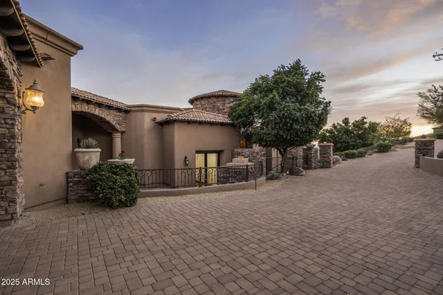 $2,495,000 | 10537 Crestview Drive, Fountain Hills, AZ 85268