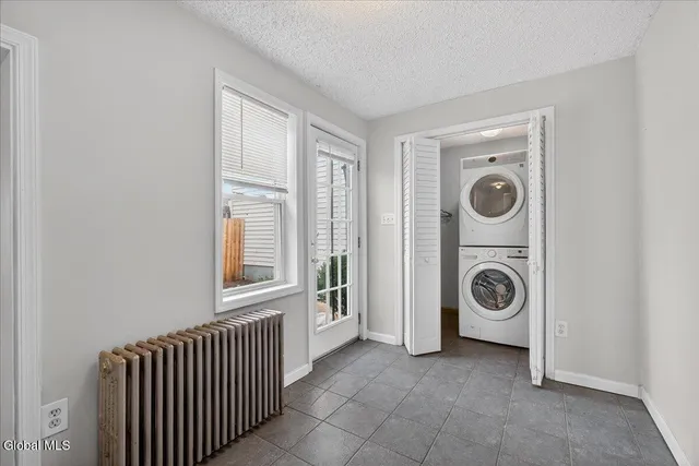 $199,500 | 25 Corning Street, Colonie, NY 12205