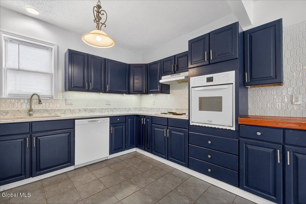 25 Corning Street Colonie, NY 12205 - Photo 25 of 39 22-25 Corning St-22