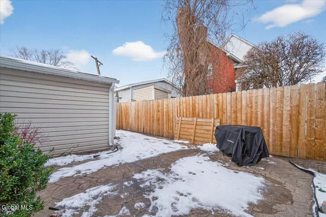 $199,500 | 25 Corning Street, Colonie, NY 12205