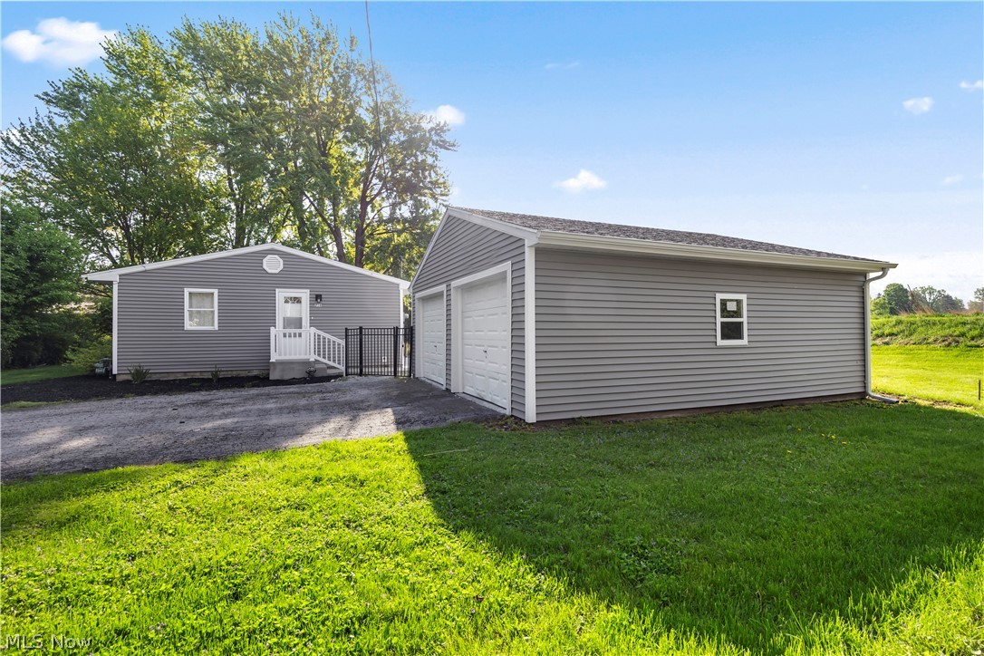 216 Walnut Street Castalia, OH 44824 - Photo 3 of 27