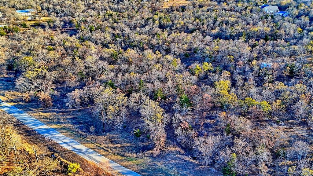 1943 Lakeridge Boulevard Sunset, TX 76270 - Photo 19 of 24 a view of a city