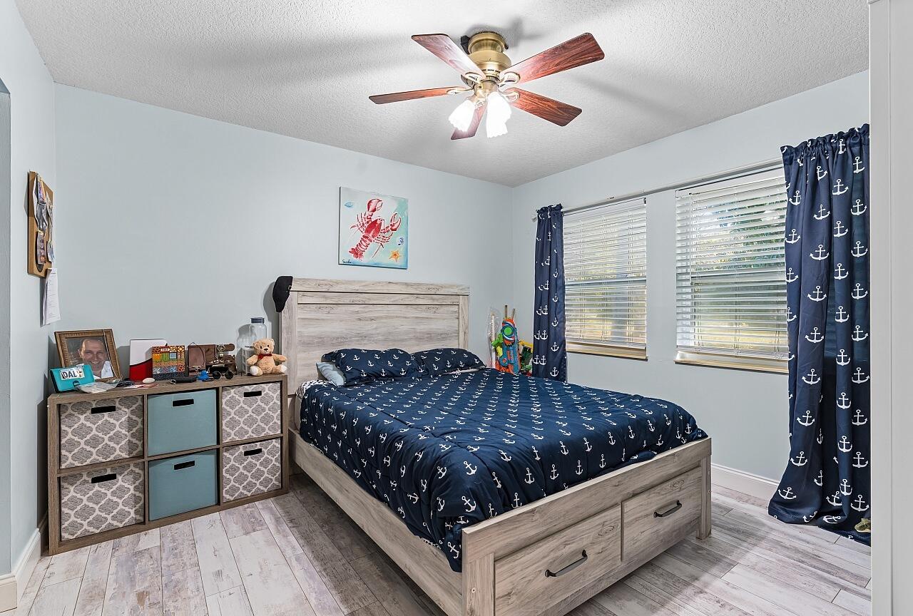 2801 Grove Drive Fort Pierce, FL 34981 - Photo 11 of 49 2801-Grove-Dr-HigMedia-041-1280