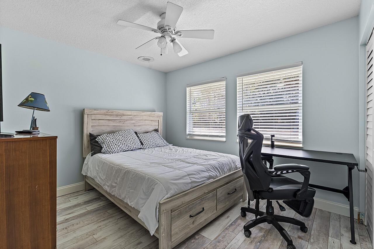 2801 Grove Drive Fort Pierce, FL 34981 - Photo 13 of 49 2801-Grove-Dr-HigMedia-043-1280