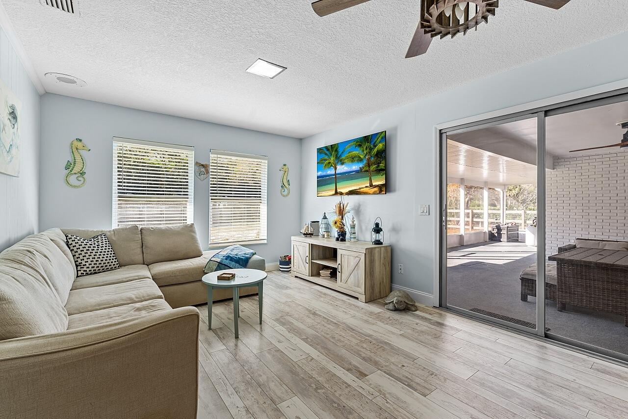 2801 Grove Drive Fort Pierce, FL 34981 - Photo 8 of 49 2801-Grove-Dr-HigMedia-034-1280