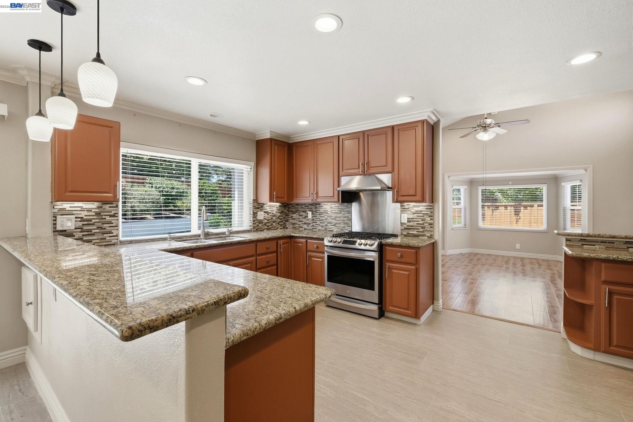 325 Goshen Court San Ramon, CA 94583 - Photo 8 of 41