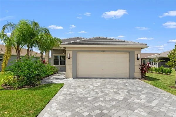 $3,600 | 11938 Southwest Seaway Street, Port St. Lucie, FL 34987