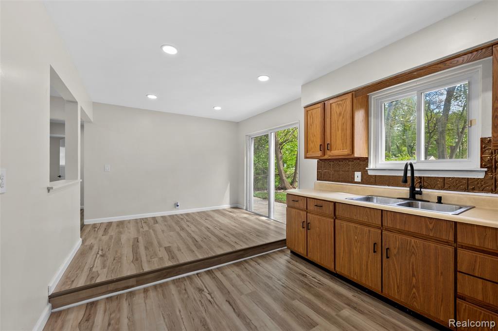 26027 Ross Street Inkster, MI 48141 - Photo 11 of 23