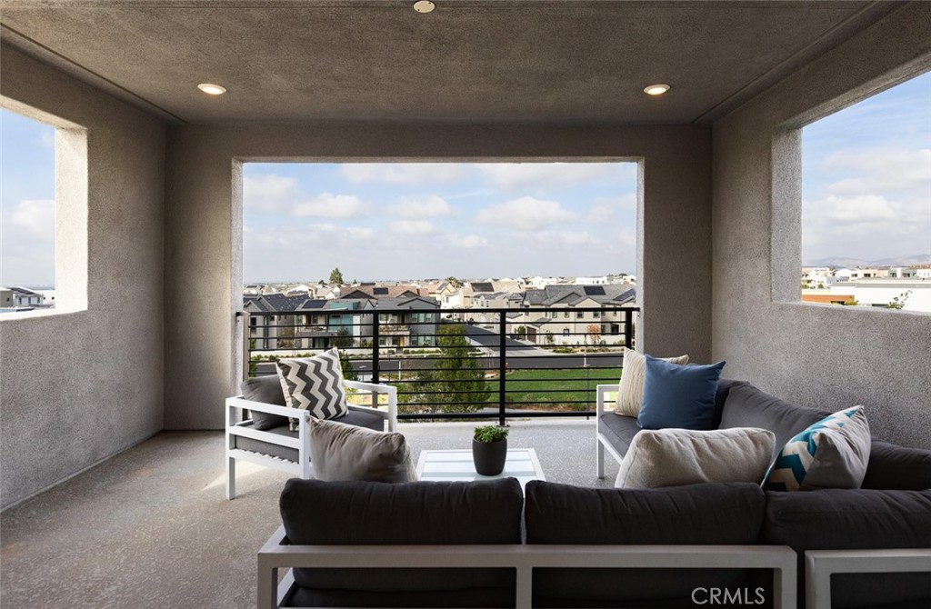 128 Sentosa Irvine, CA 92618 - Photo 24 of 47