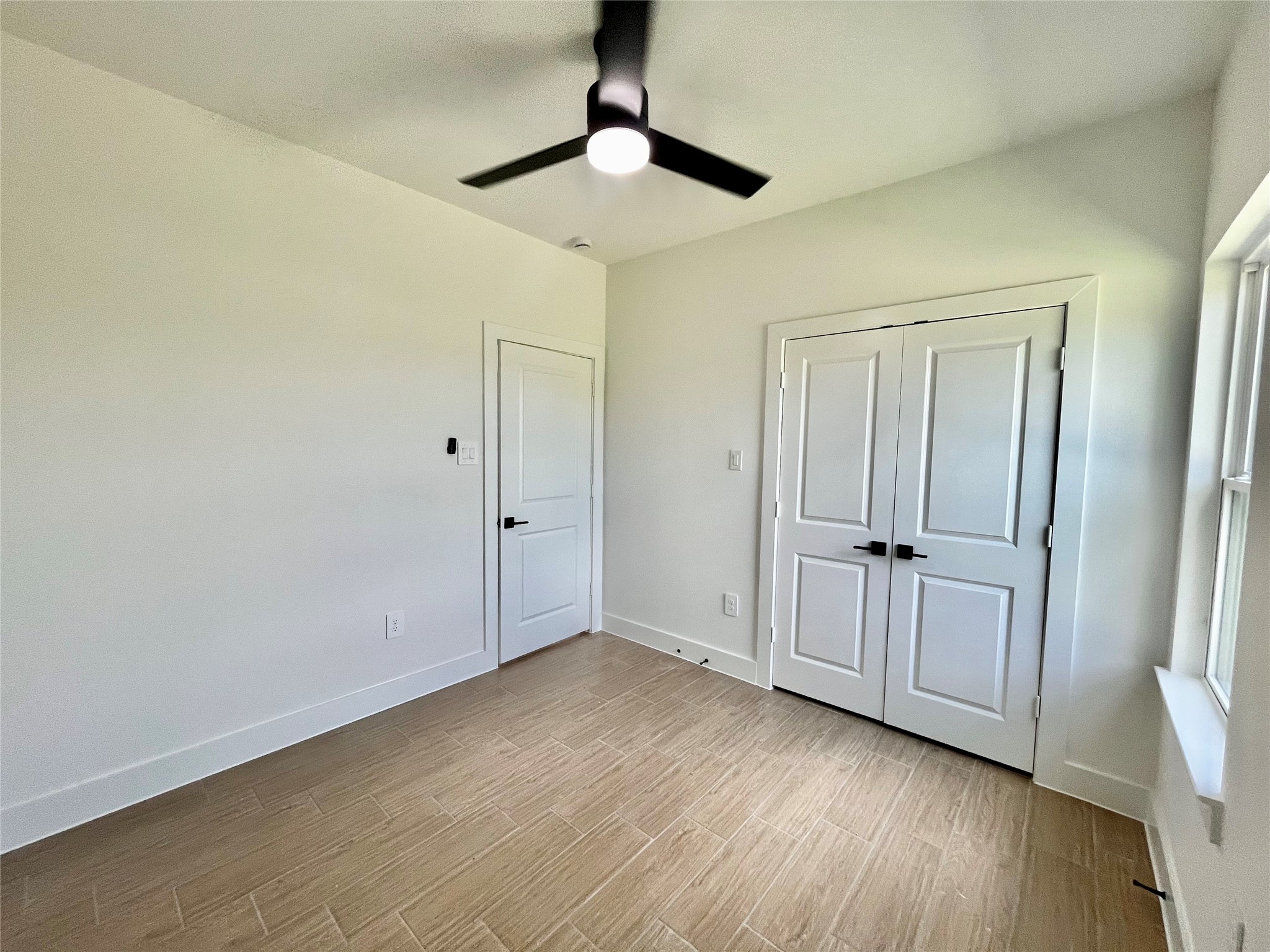 5710 Delmack Street, Unit B Houston, TX 77032 - Photo 19 of 30 Bedroom #2