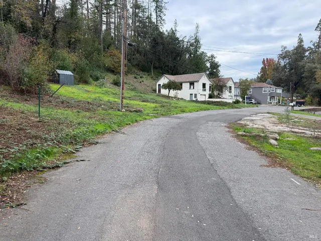 $199,000 | 389 Circle Drive, Angwin, CA 94508