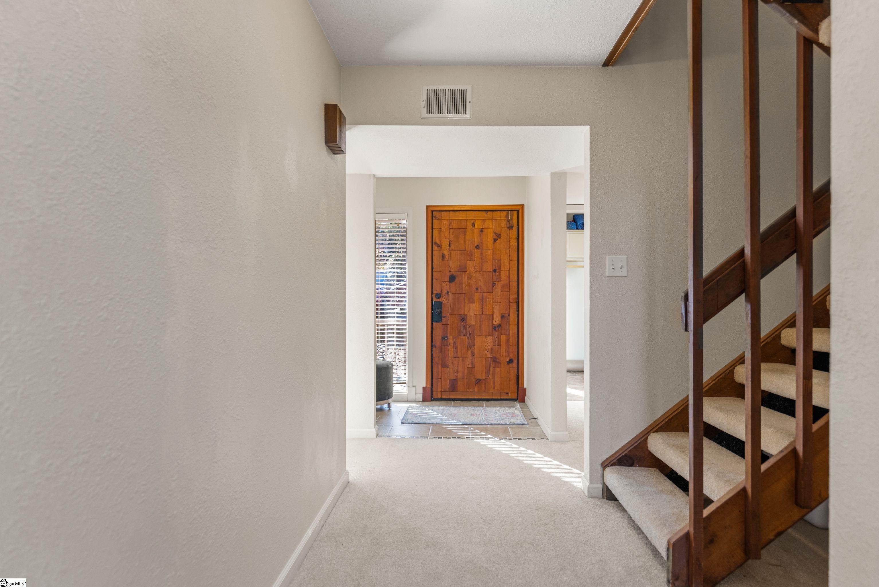 155 Ingleoak Lane Greenville, SC 29615 - Photo 16 of 40