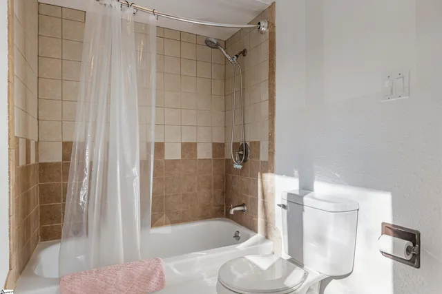 $229,000 | 155 Ingleoak Lane, Greenville, SC 29615