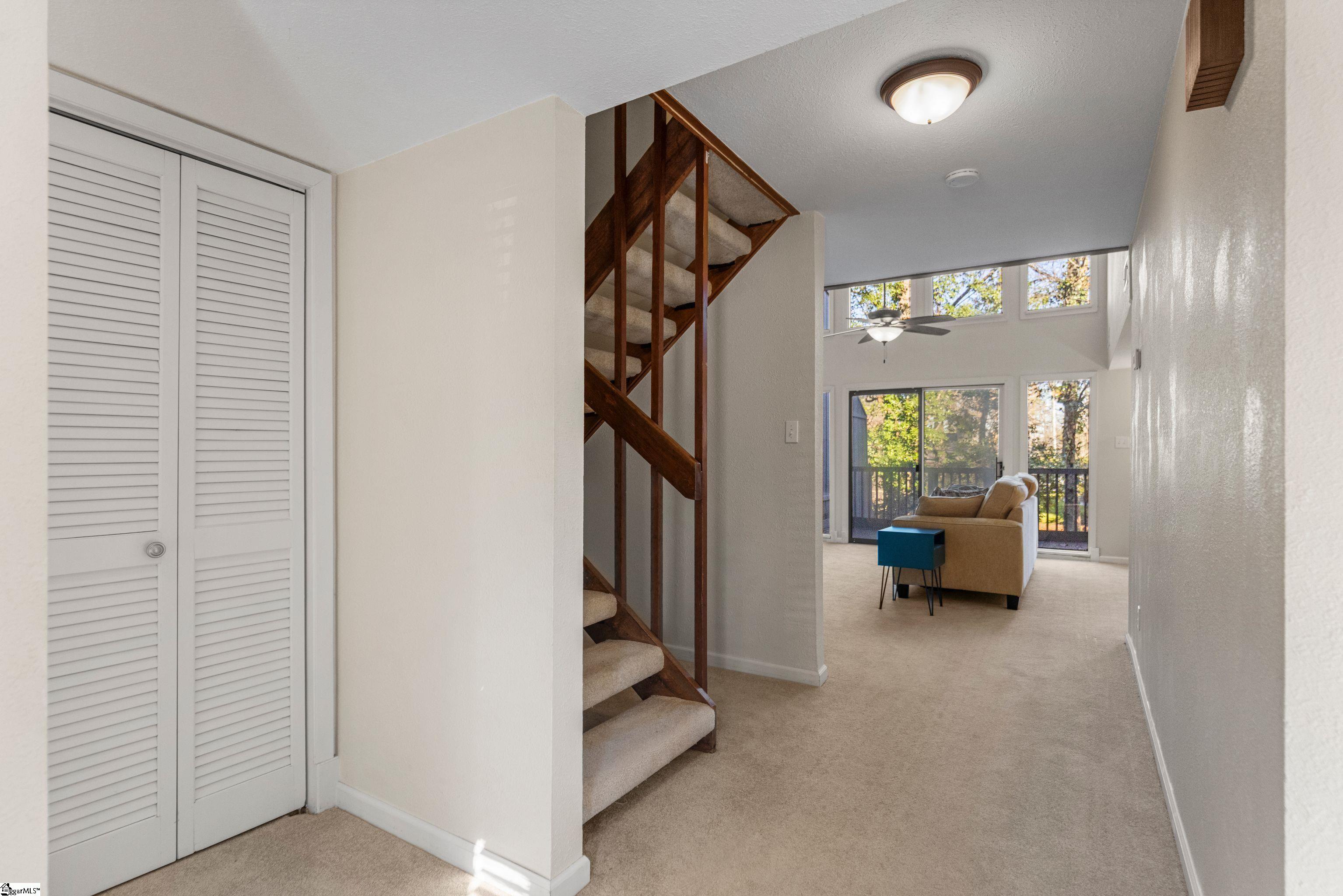 155 Ingleoak Lane Greenville, SC 29615 - Photo 3 of 40