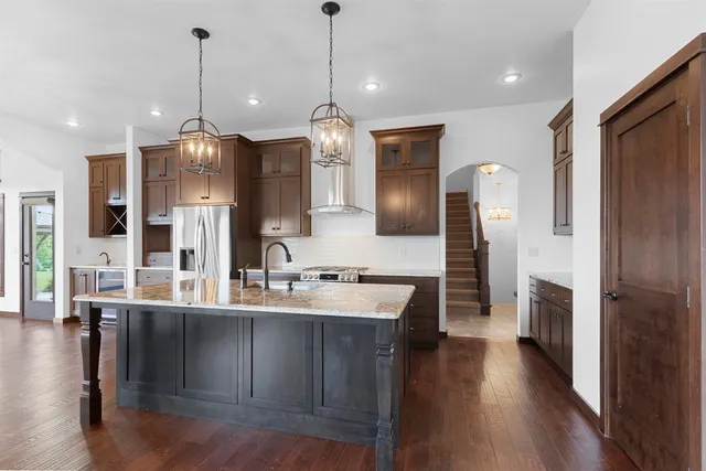 $839,900 | 3200 Gray Hawk Trail, Suamico, WI 54313