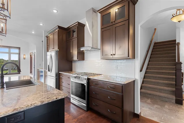 $839,900 | 3200 Gray Hawk Trail, Suamico, WI 54313