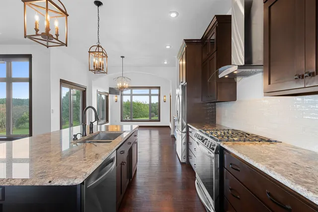 $839,900 | 3200 Gray Hawk Trail, Suamico, WI 54313