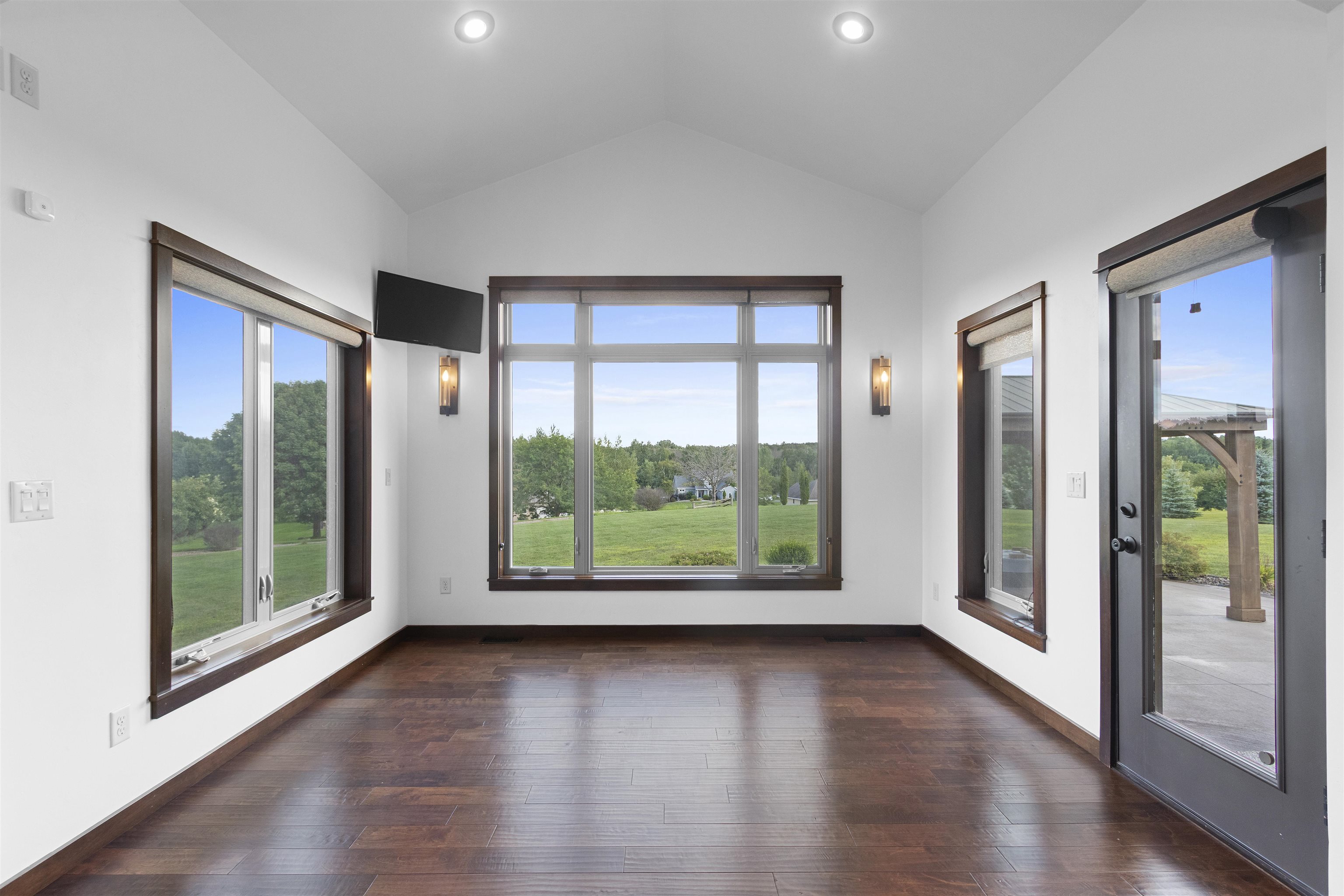 3200 Gray Hawk Trail Suamico, WI 54313 - Photo 19 of 84