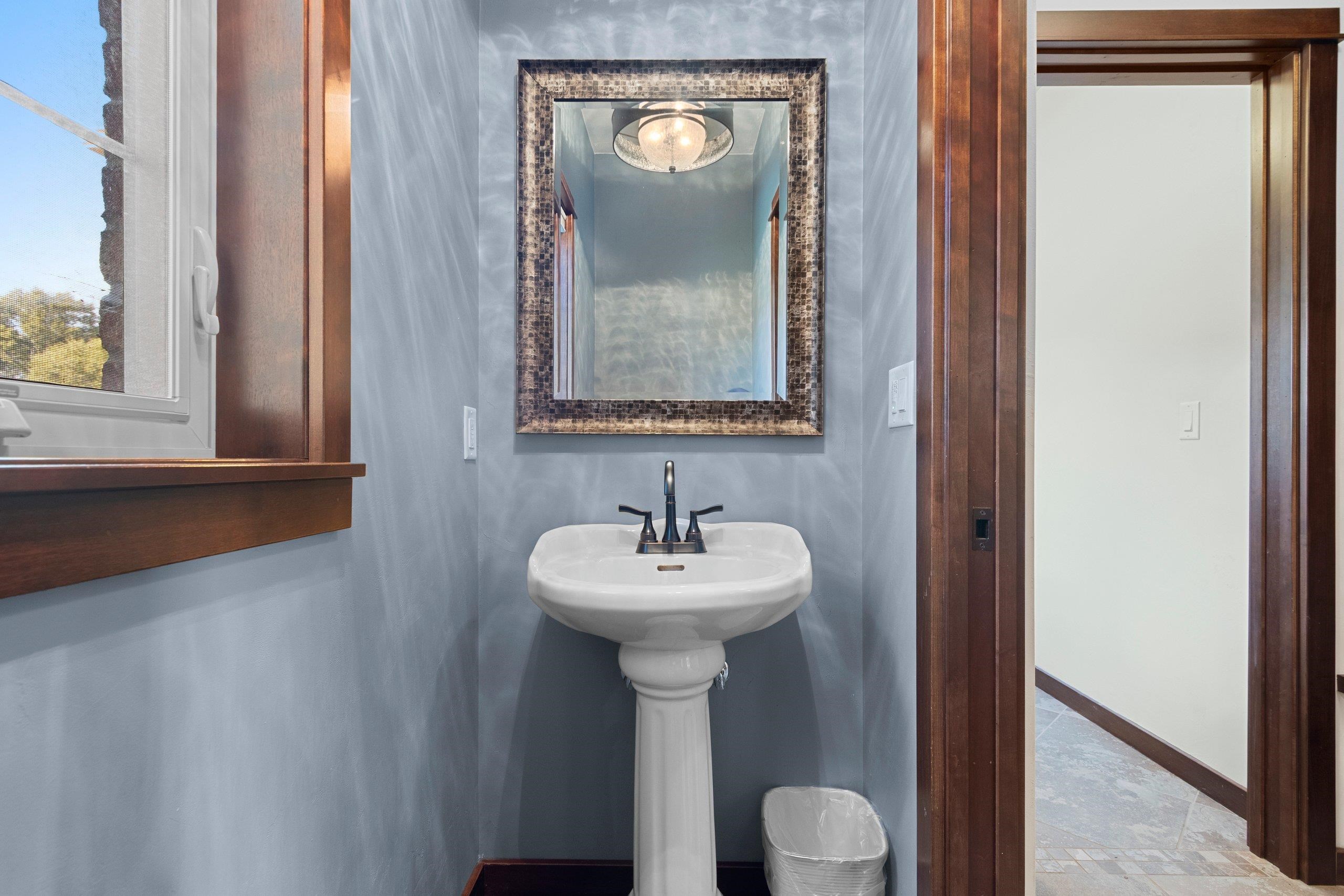 3200 Gray Hawk Trail Suamico, WI 54313 - Photo 23 of 84