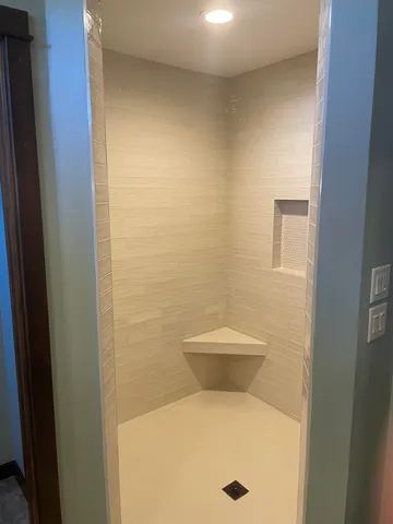 $839,900 | 3200 Gray Hawk Trail, Suamico, WI 54313