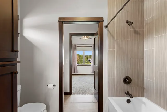 $839,900 | 3200 Gray Hawk Trail, Suamico, WI 54313