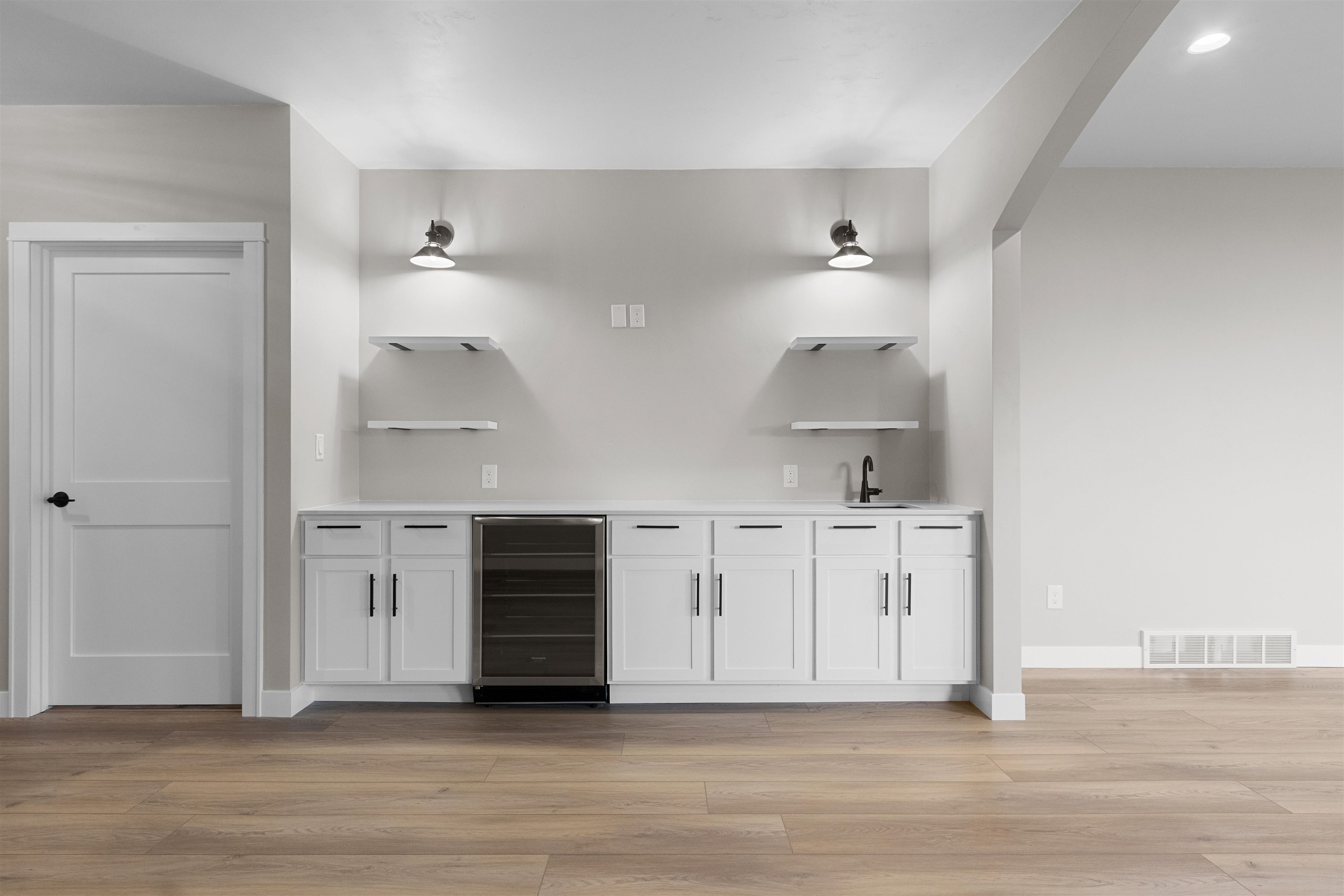 3200 Gray Hawk Trail Suamico, WI 54313 - Photo 48 of 84