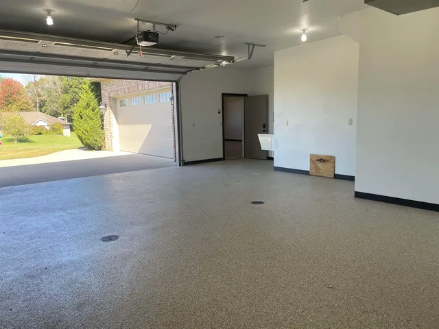 $839,900 | 3200 Gray Hawk Trail, Suamico, WI 54313