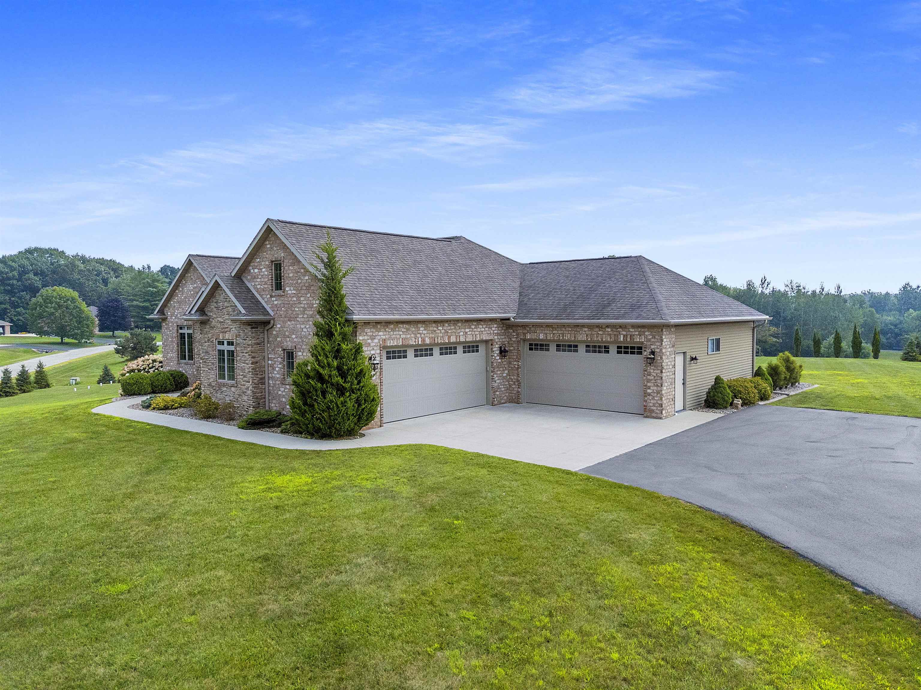 3200 Gray Hawk Trail Suamico, WI 54313 - Photo 66 of 84