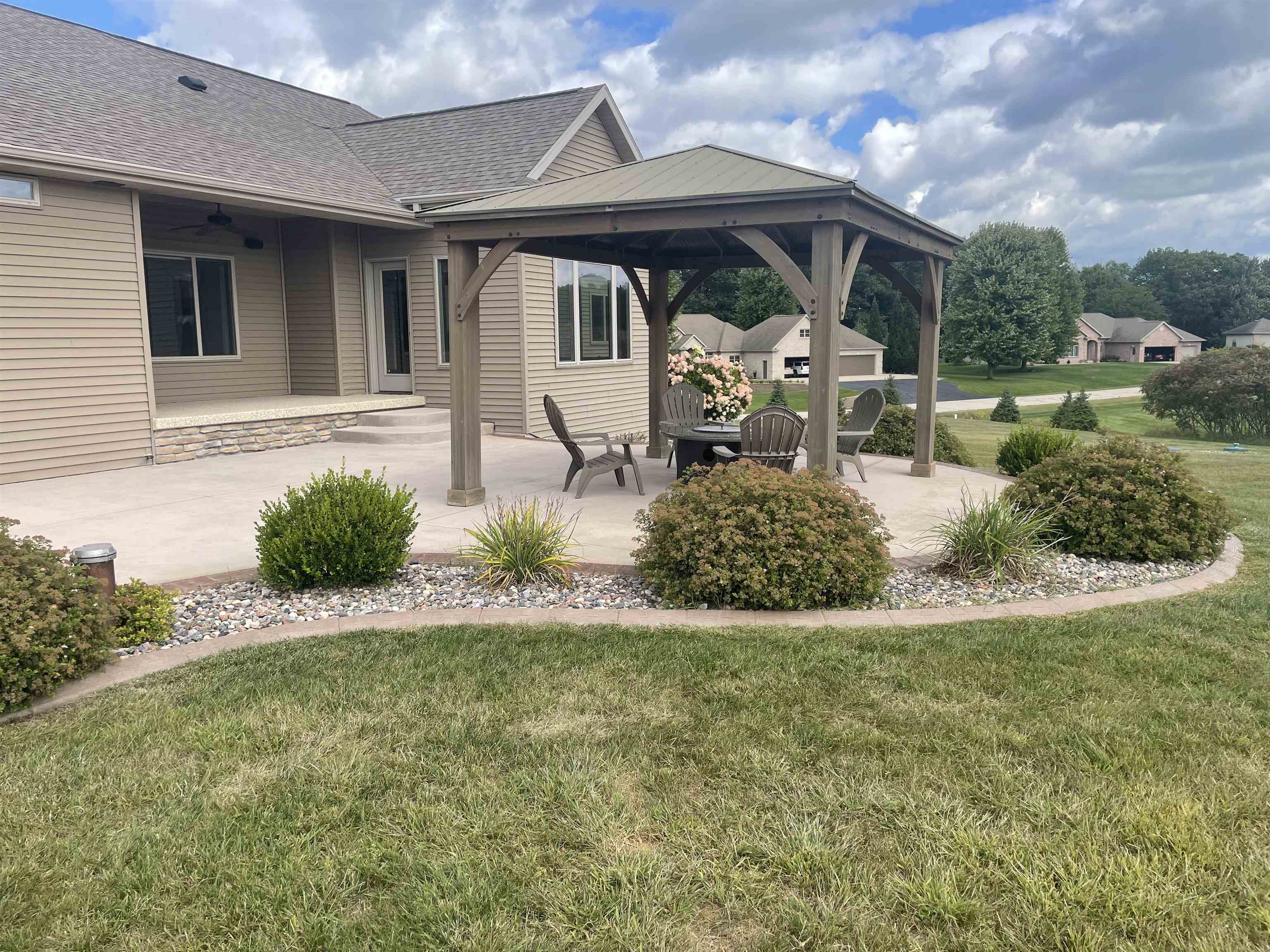 3200 Gray Hawk Trail Suamico, WI 54313 - Photo 68 of 84