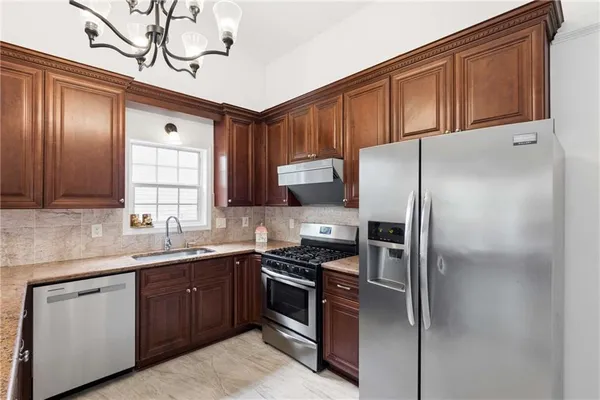 $432,000 | 1316 Mandalay Court Southwest, Lilburn, GA 30047