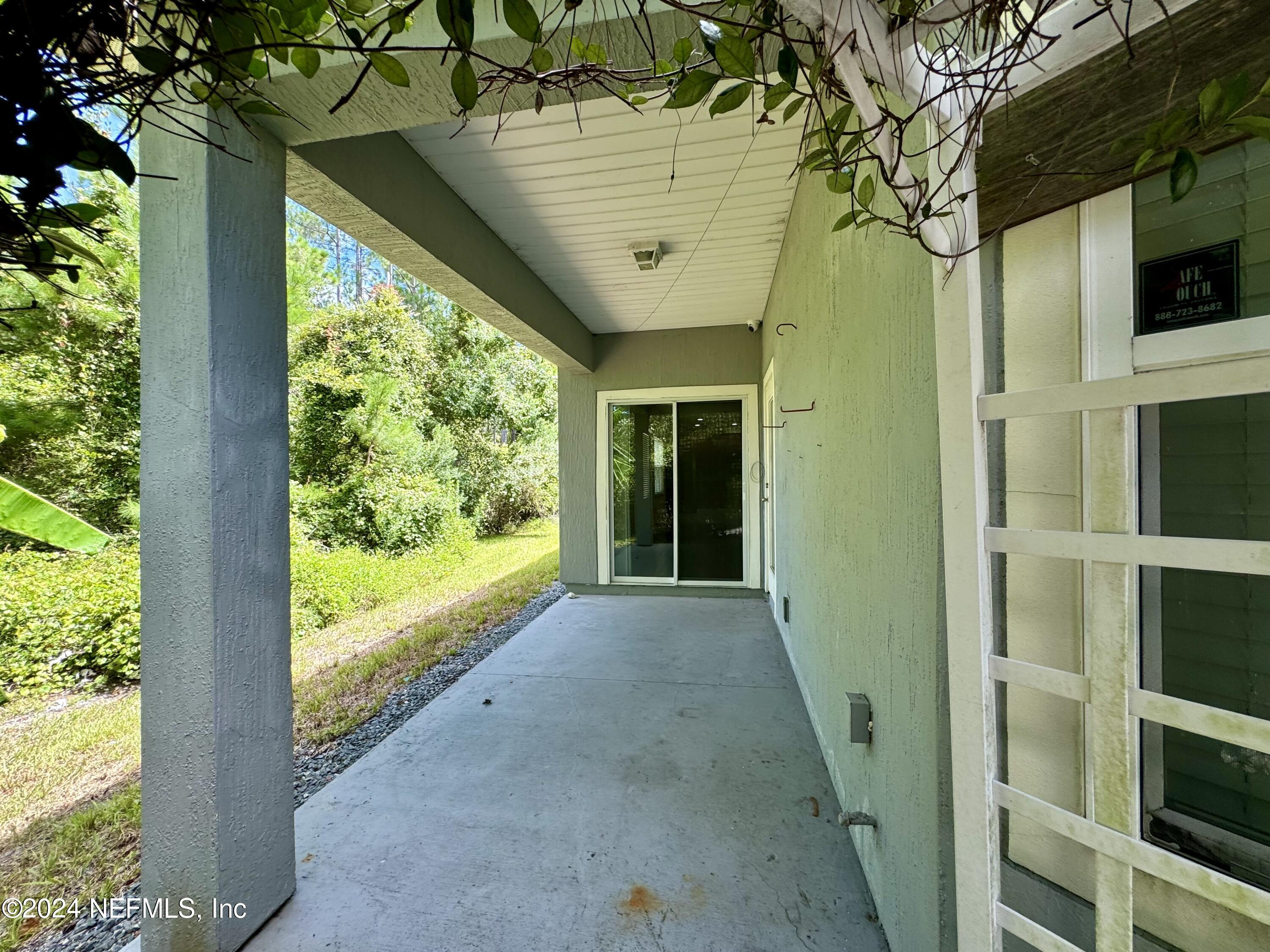 289 Spring Park Avenue Ponte Vedra, FL 32081 - Photo 16 of 19 a view of a porch