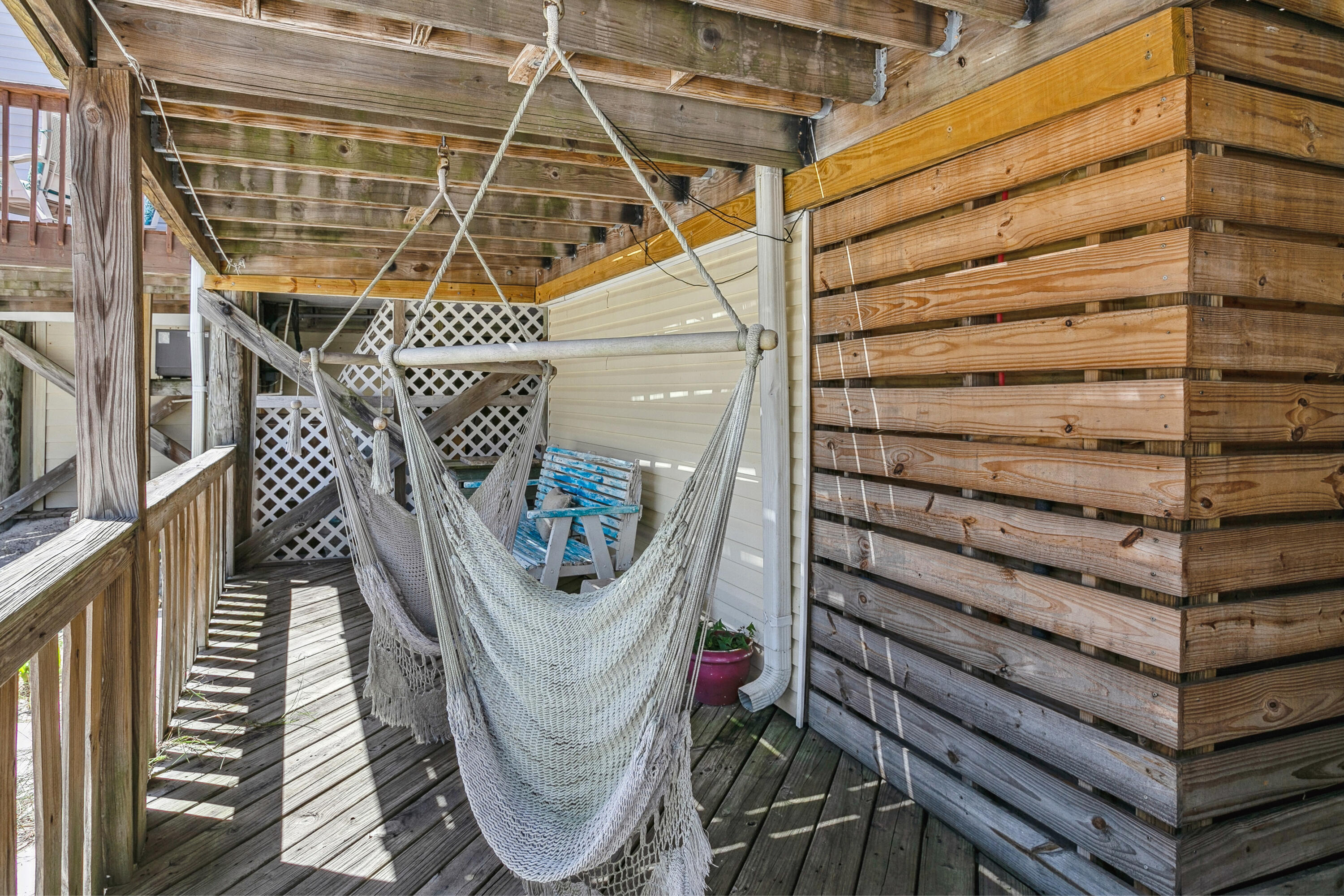 7905 White Sands Boulevard, Unit 2 Navarre, FL 32566 - Photo 36 of 51 a view of entryway