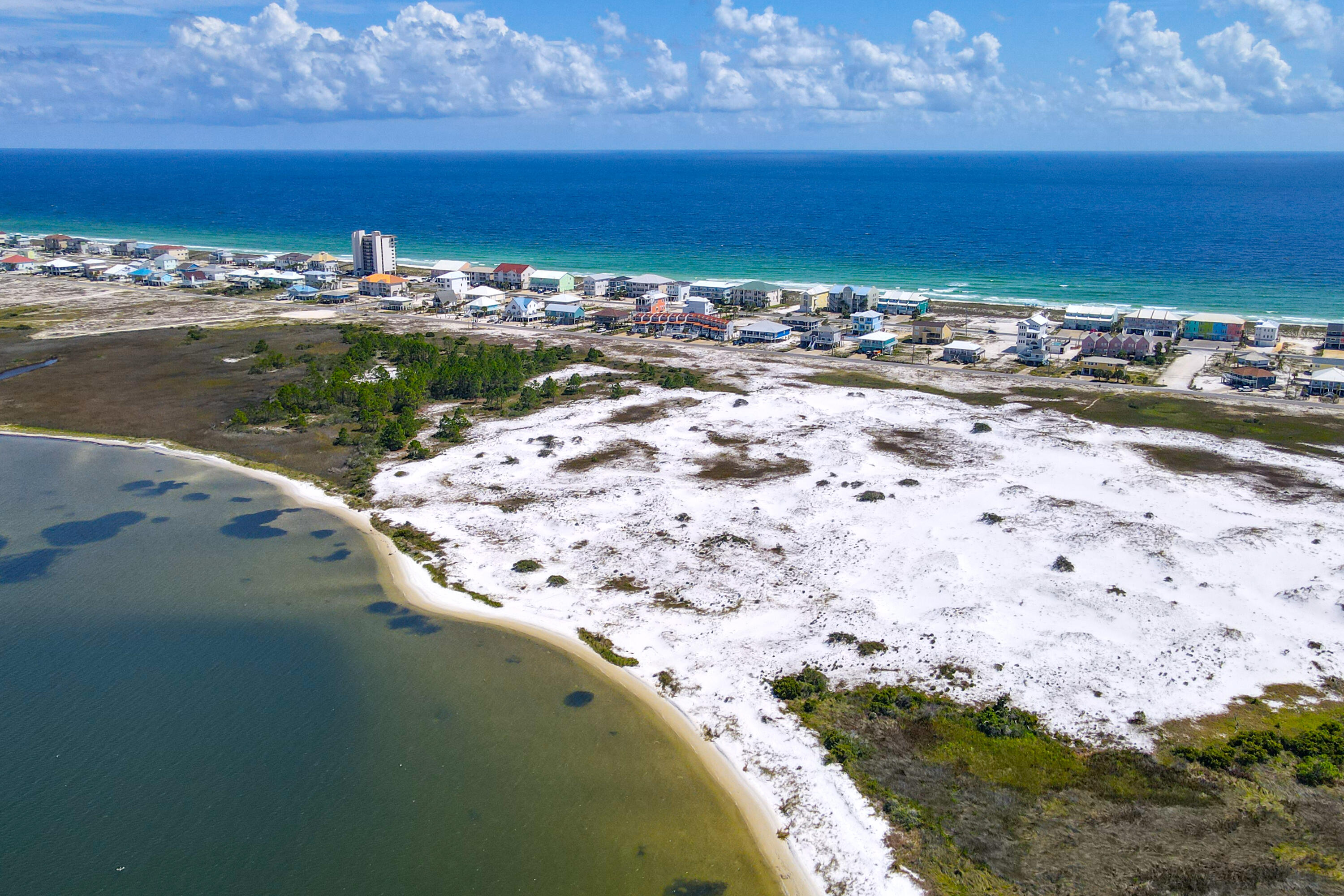 7905 White Sands Boulevard, Unit 2 Navarre, FL 32566 - Photo 4 of 51 a view of a sky from a terrace