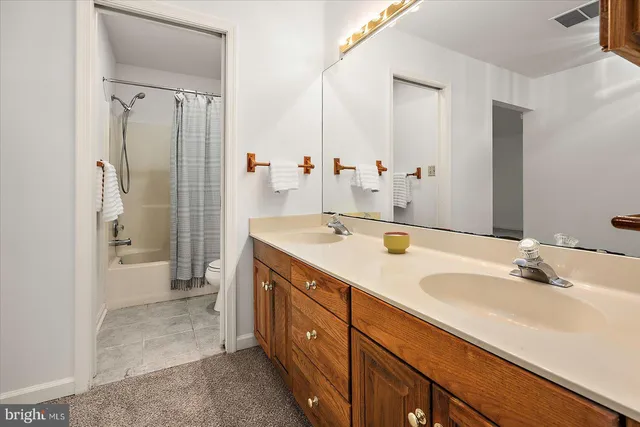 $719,000 | 11410 Gaskin Drive, Berlin, MD 21811