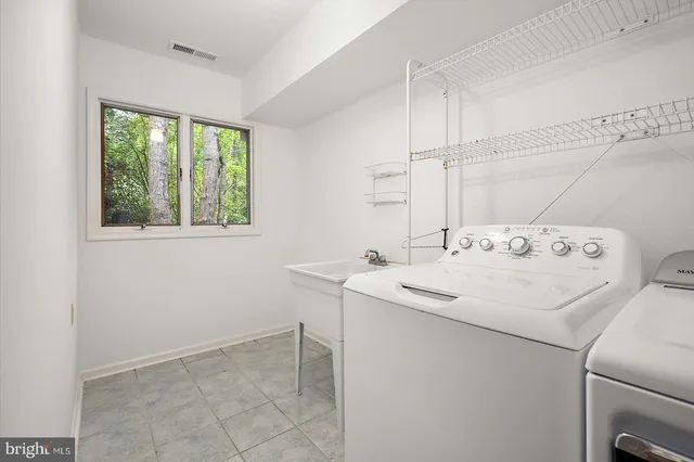 $719,000 | 11410 Gaskin Drive, Berlin, MD 21811