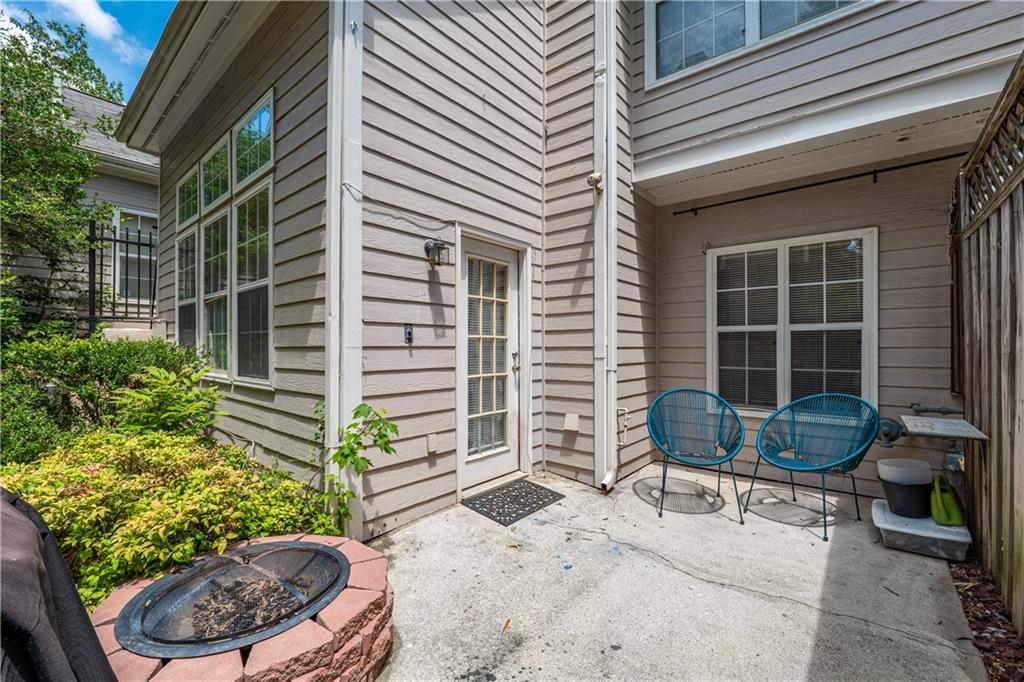 53 Hammock Place Southeast Atlanta, GA 30312 - Photo 2 of 26