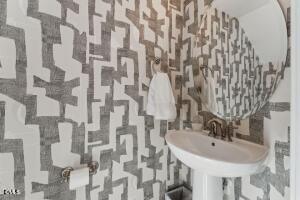 110 Byrum Street, Unit 107 Cary, NC 27511 - Photo 9 of 27 Tessa Half Bath