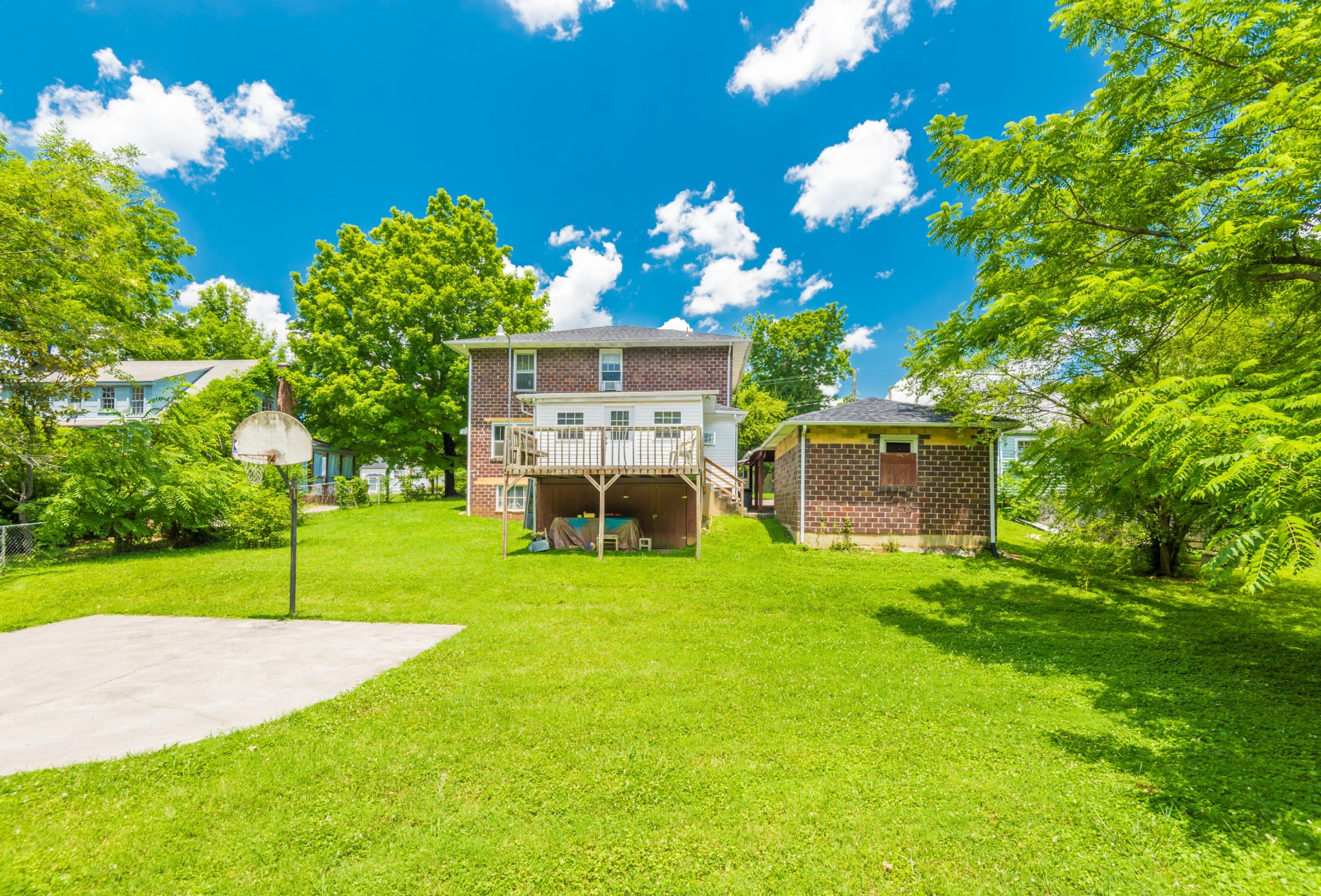 2934 Rennoc Road Knoxville, TN 37918 - Photo 8 of 40 Gallery Image 8